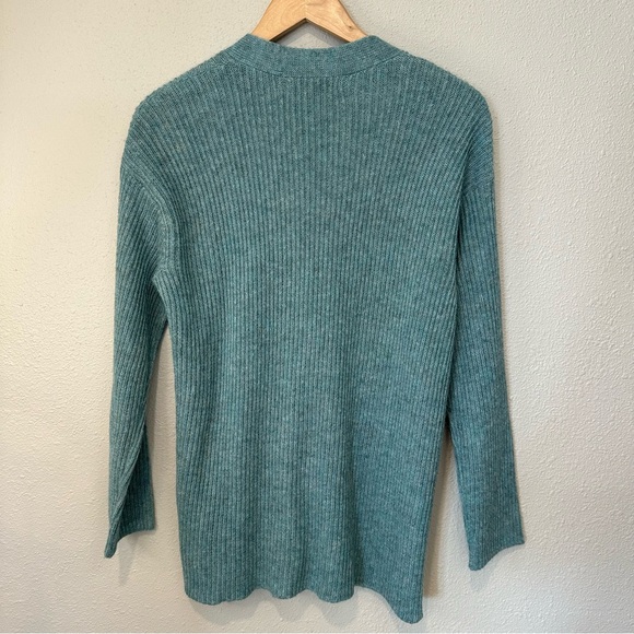 Peruvian Connection Ribbed Boyfriend Cardian in Teal - Picture 8 of 9